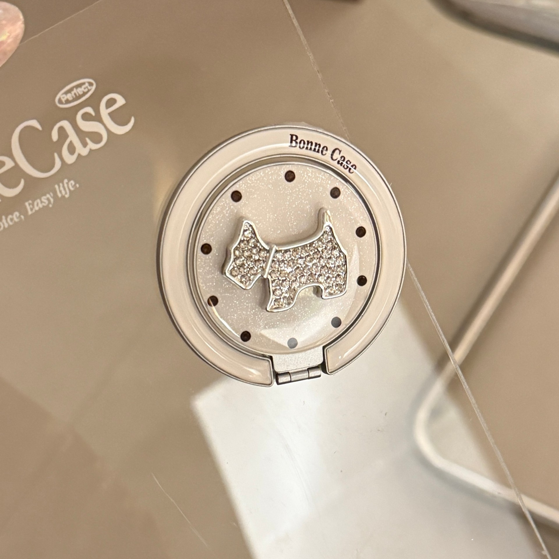 Magnetyczny uchwyt na telefon  – Phone Accessories Stand recenzja i cena